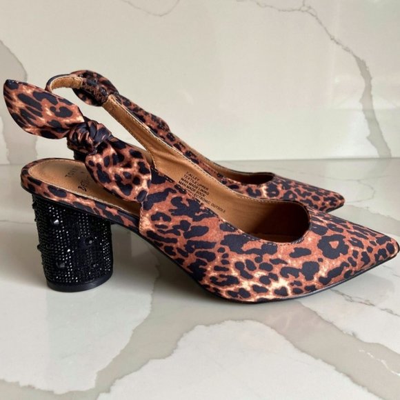 Betsey Johnson Shoes - TORRID X BETSY JOHNSON Sling Back Shoes Cheetah Print Bow Studded Heels Fall 8